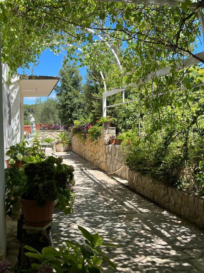 Апартаменти Gorana Apartman With Swimming Pool Єлса Екстер'єр фото
